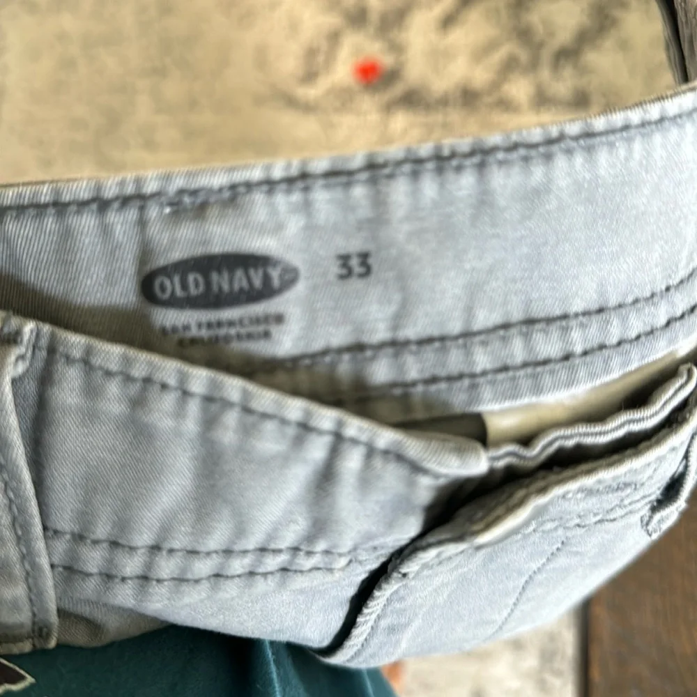 Old navy men's shorts 33